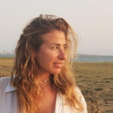 <em><strong>Gabriela Godoy</strong></em>